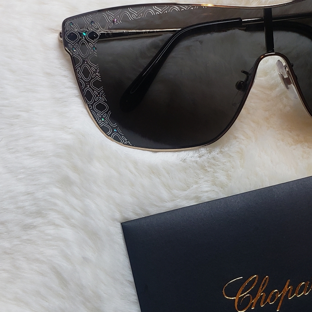 🆕️🕶Chopard- RARE Sunglasses - Picture 7 of 12